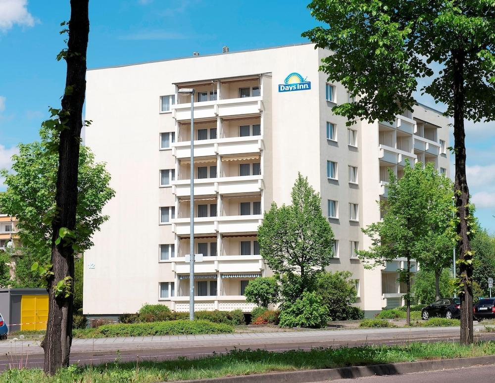 Days Inn Leipzig City Centre Екстериор снимка