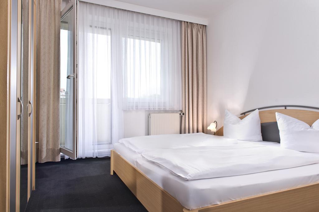 Days Inn Leipzig City Centre Стая снимка